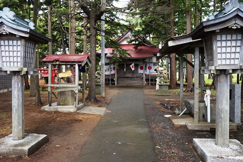 西田沢八幡宮遠景 西田沢八幡宮遠景