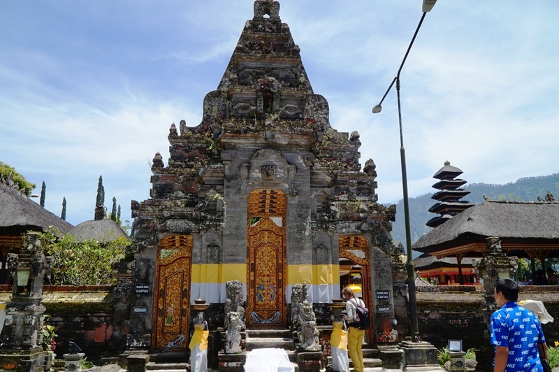 中門 コリアグン kori agung Pura Ulun Danu Bratan 中門 コリアグン kori agung Pura Ulun Danu Bratan