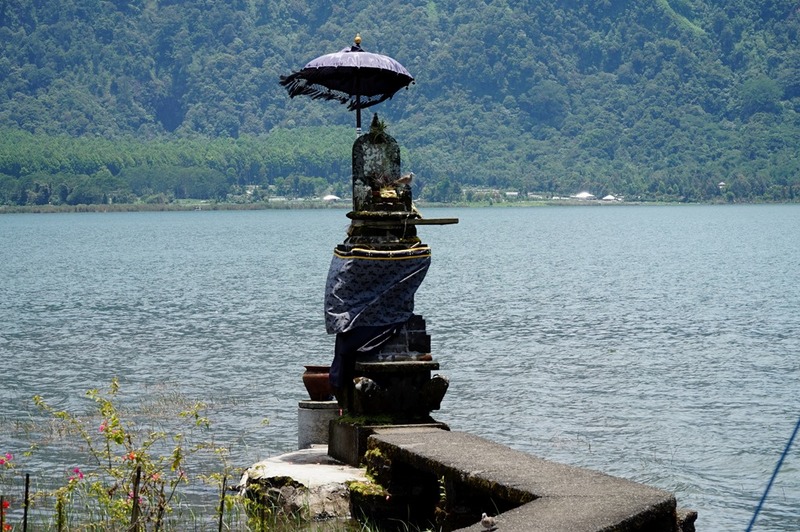 ベジ Beji 聖なる祠 Pura Ulun Danu Bratan ベジ Beji 聖なる祠 Pura Ulun Danu Bratan