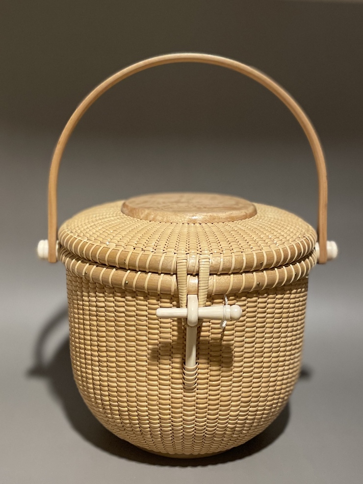 7inch Round Purse