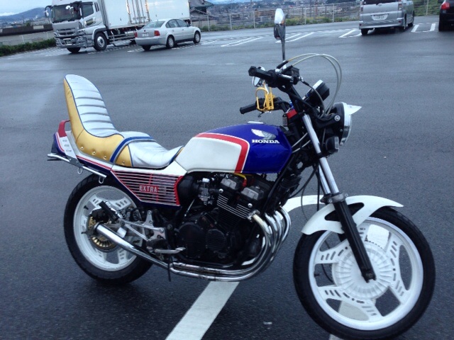 cbx400f 三段シート 川口シート-