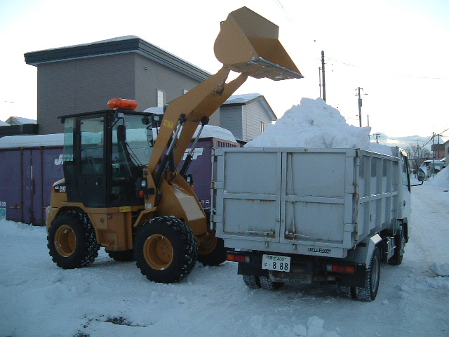 ファミリー除雪センター・帯広（除雪・排雪） トップページ・除雪＆排雪