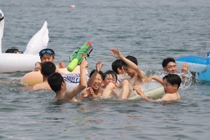 海～👙🏄🏾‍♀️