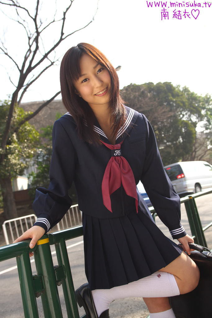 【グラビアアイドル】篠崎愛のセクシー ...