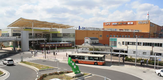 新三郷駅周辺の様子