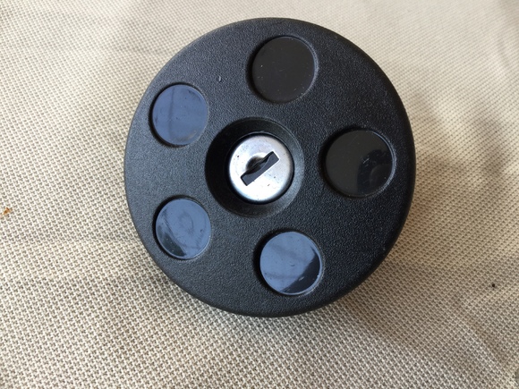 英国 レア ガスキャップ