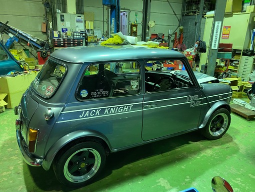 希少 REDeX CAR CLUB カーバッジ ローバーミニ 英国車 鈍く