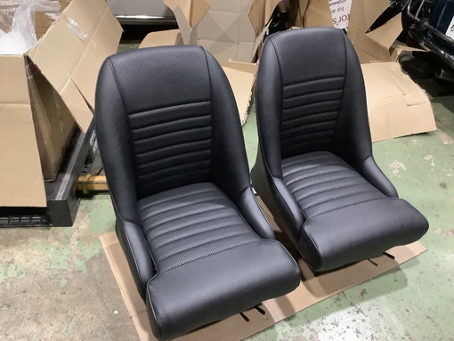 Microcell Contour Seat (復刻版)入荷しました