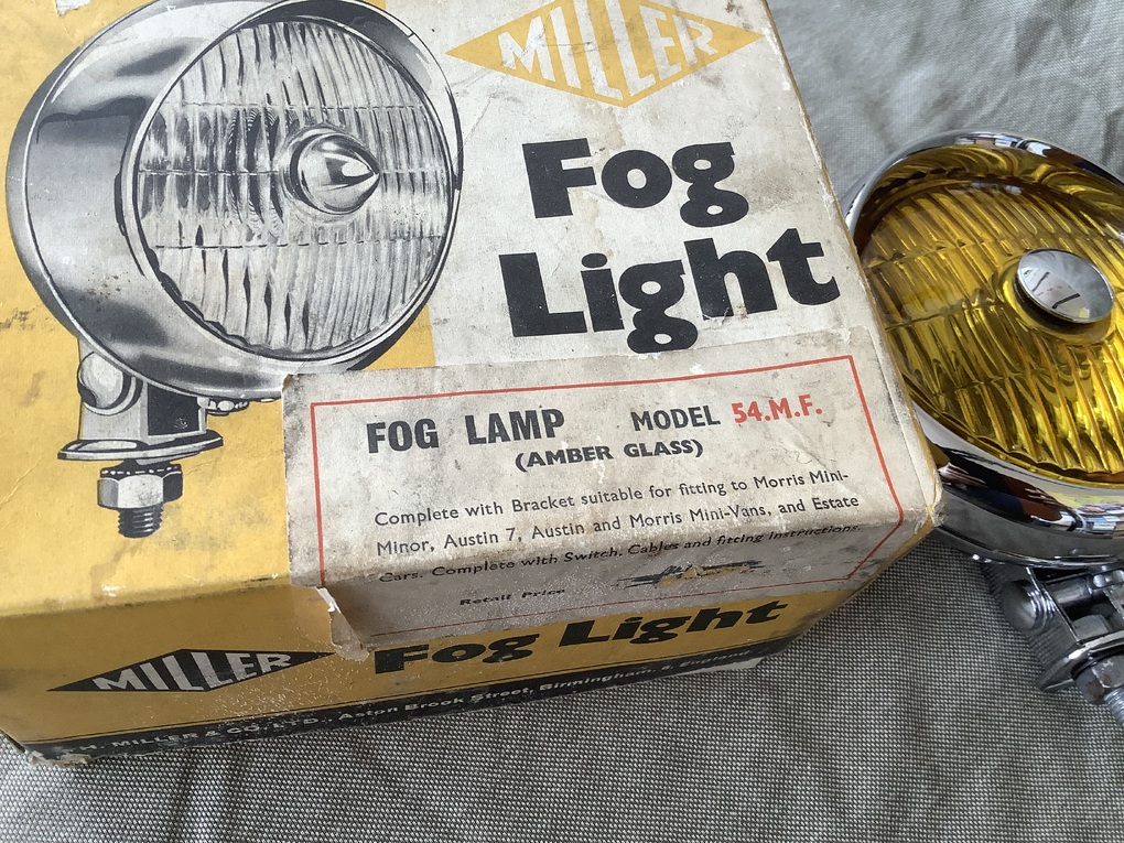 MILLER ビンテージフォグランプNOS MODEL54M.F.左右セット - MINI FLAG