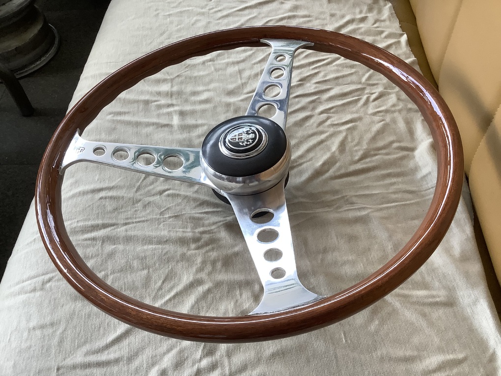 英国 ビンテージ ハンドル ステアリング | LES LESTON GRAND PRIX 15