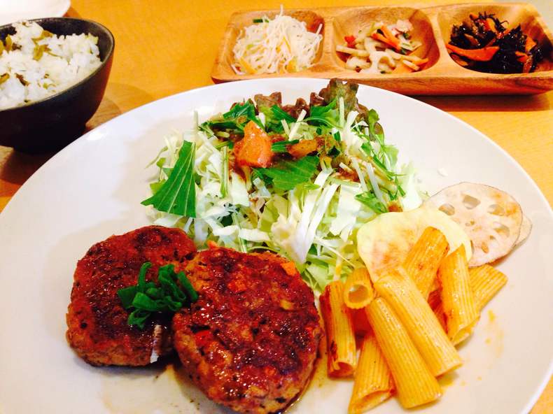 1000カロリーの食事の例 Resscoti3