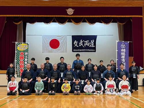 大野剣友会 旧1号　サインつき 仮面ライダー新1号 中屋敷哲也の直筆サイン色紙 大野剣友会