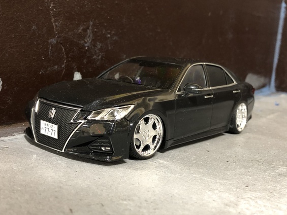 雰囲気模型。 crown